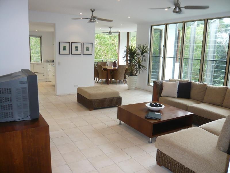 20/6 Cedar Road, Palm Cove QLD 4879