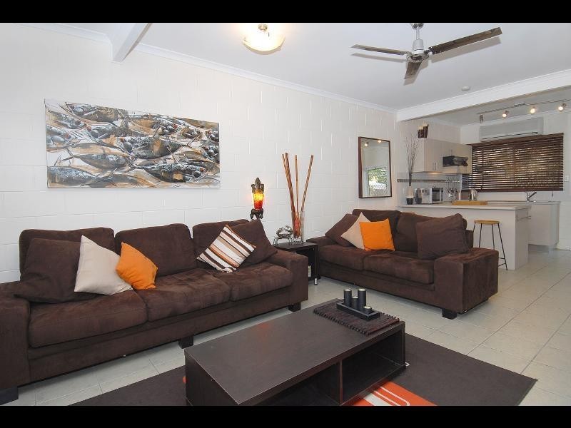 3/12 Short Street, Redlynch QLD 4870