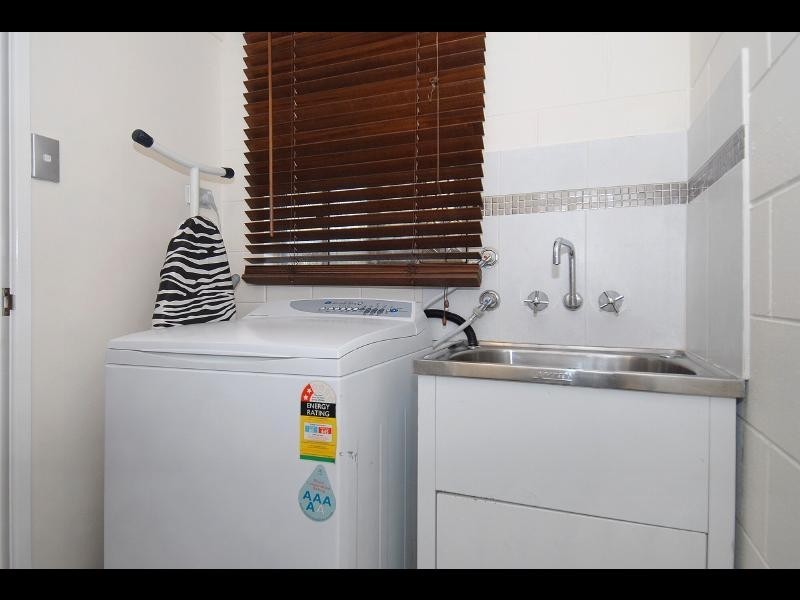 3/12 Short Street, Redlynch QLD 4870