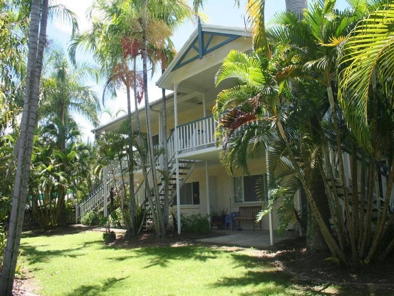 2/13 Springfield Crescent, Manoora QLD 4870