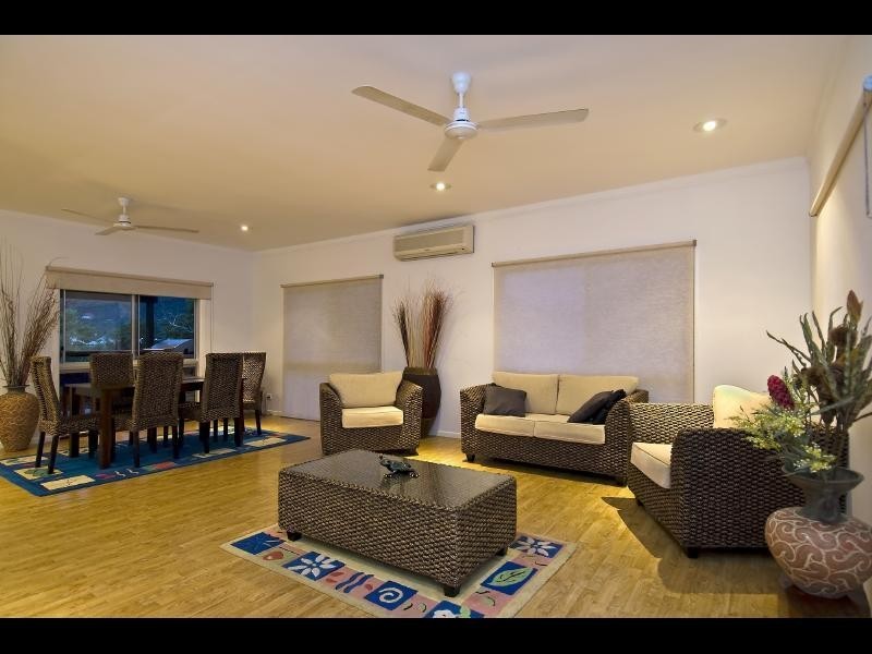 45 Debbie Street, Trinity Park QLD 4879