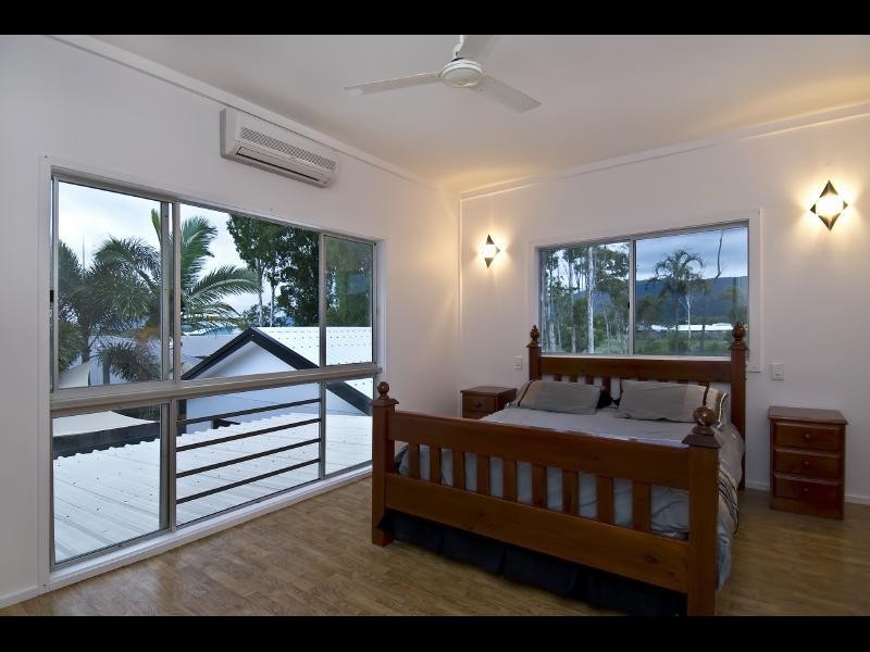 45 Debbie Street, Trinity Park QLD 4879