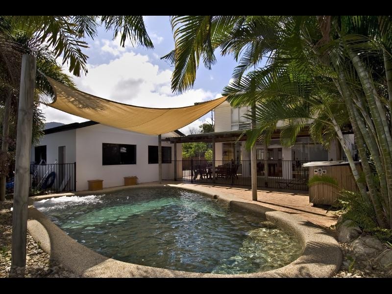 45 Debbie Street, Trinity Park QLD 4879