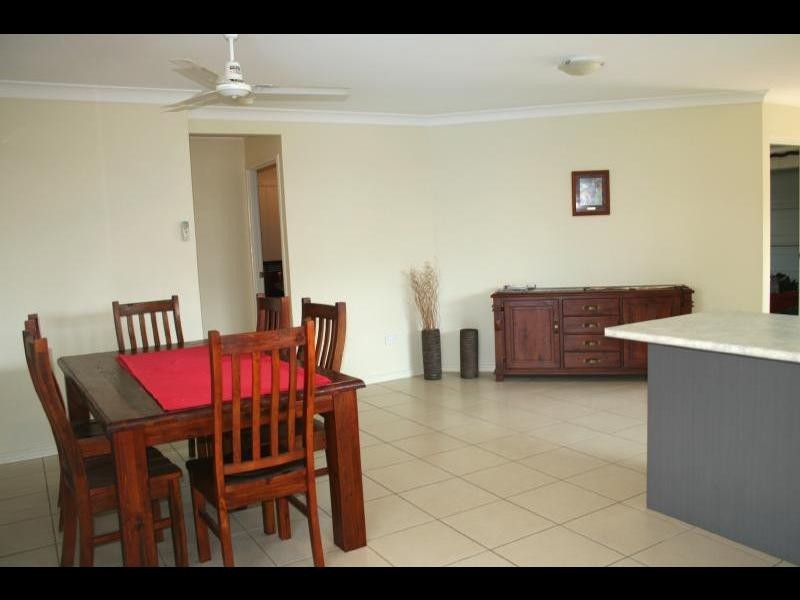29 Cliffdale Street, Bentley Park QLD 4869