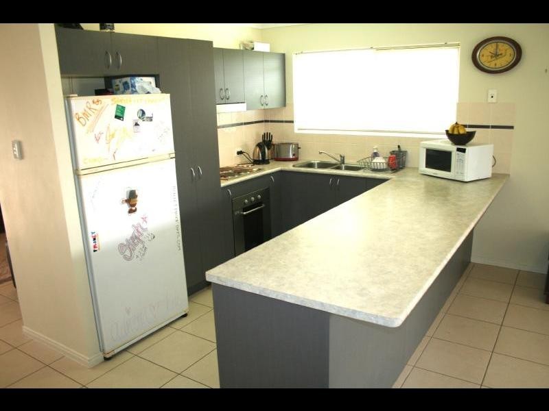 29 Cliffdale Street, Bentley Park QLD 4869
