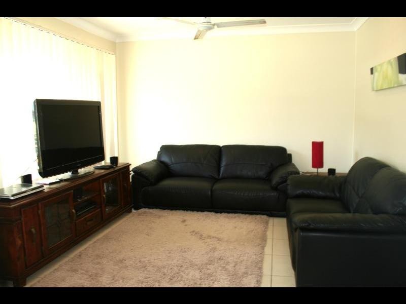 29 Cliffdale Street, Bentley Park QLD 4869