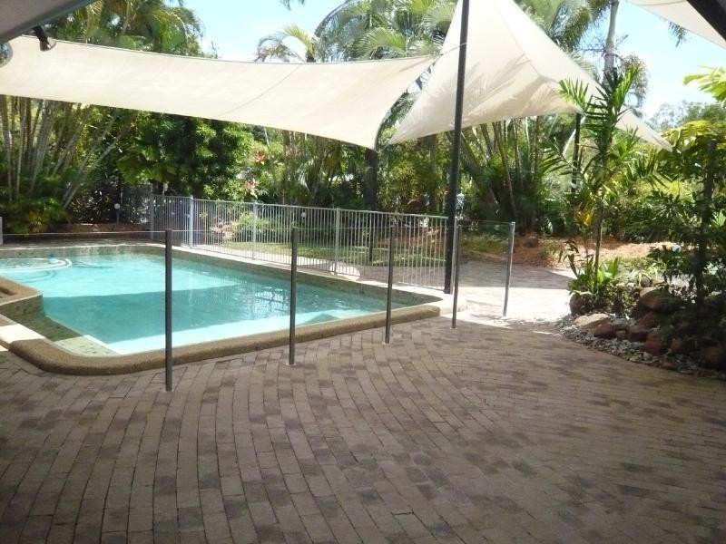 Cnr Kewarra and Albatross Street, Kewarra Beach QLD 4879