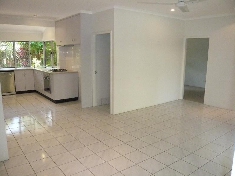 Cnr Kewarra and Albatross Street, Kewarra Beach QLD 4879