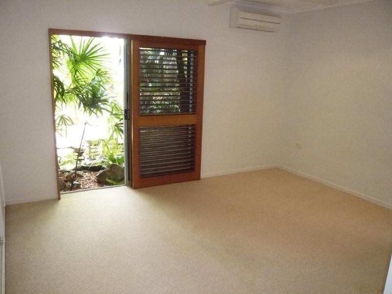 Cnr Kewarra and Albatross Street, Kewarra Beach QLD 4879