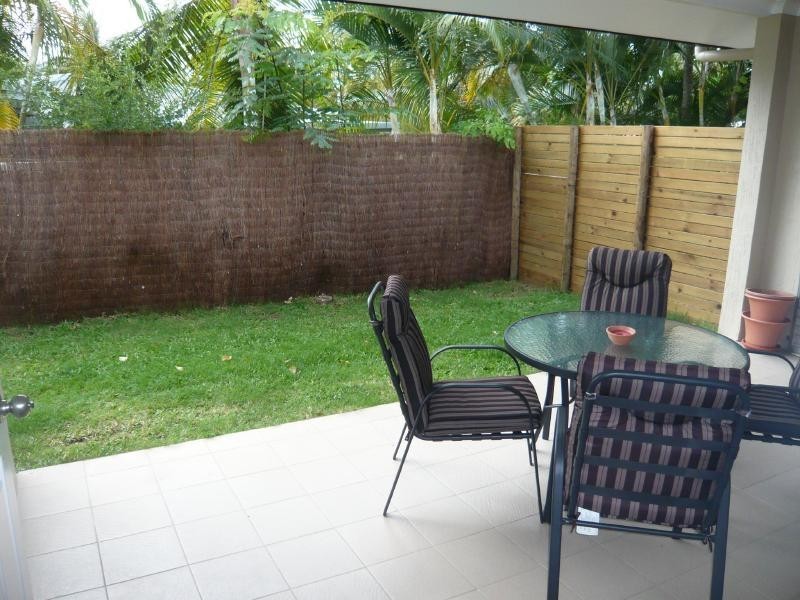 1 Cowrie Street, Palm Cove QLD 4879