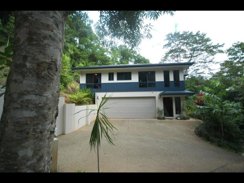 135 Hearl Close, Brinsmead QLD 4870