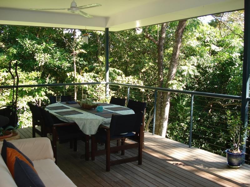 135 Hearl Close, Brinsmead QLD 4870