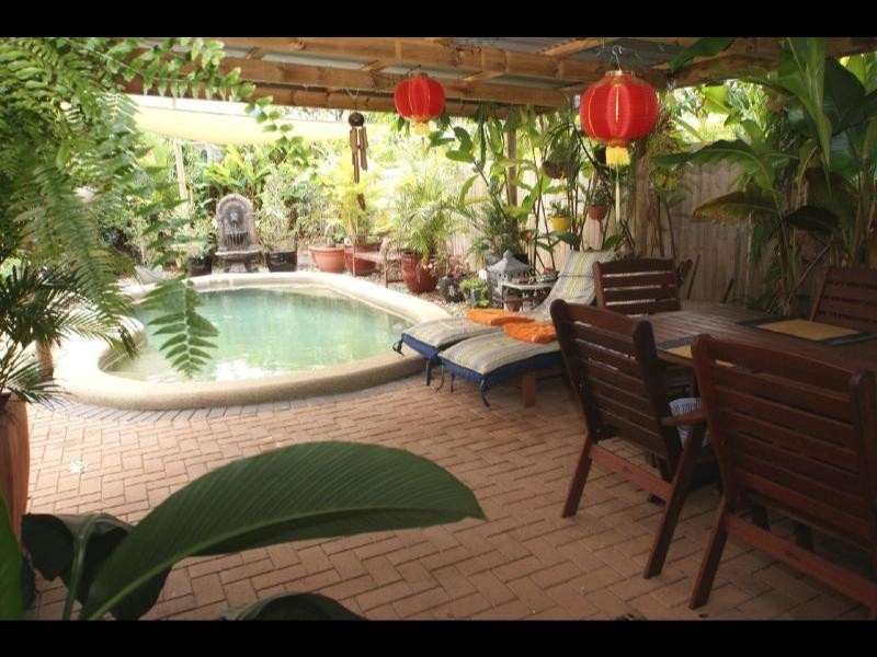 6 Venice Close, Kewarra Beach QLD 4879