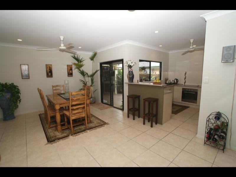 6 Venice Close, Kewarra Beach QLD 4879