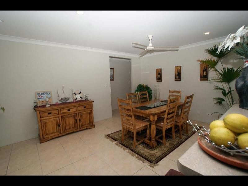 6 Venice Close, Kewarra Beach QLD 4879