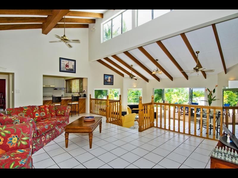 5 Juno Close, Mooroobool QLD 4870