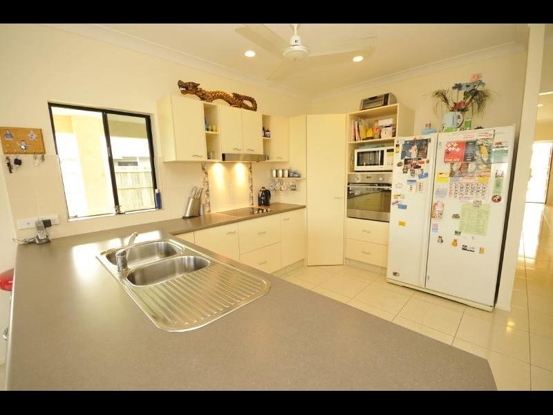 128 Fitzmaurice Drive, Bentley Park QLD 4869