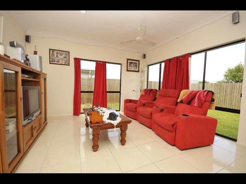 128 Fitzmaurice Drive, Bentley Park QLD 4869