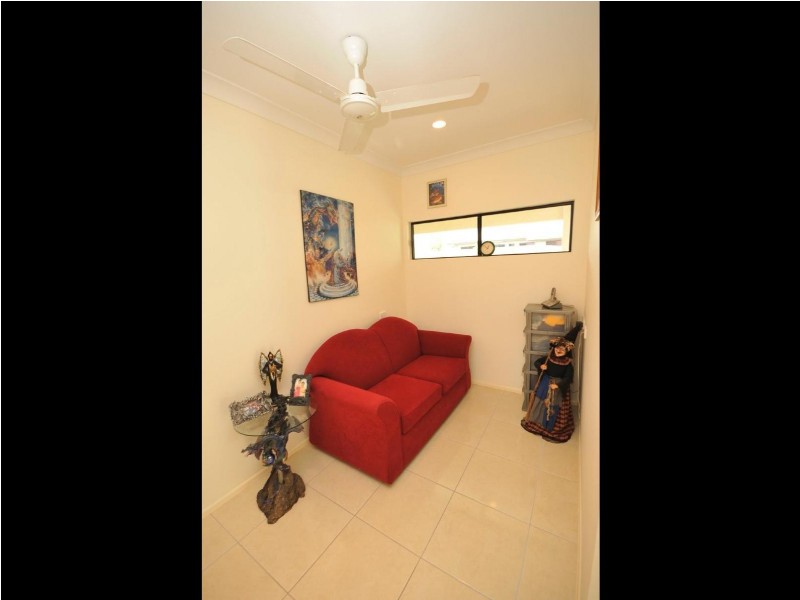 128 Fitzmaurice Drive, Bentley Park QLD 4869