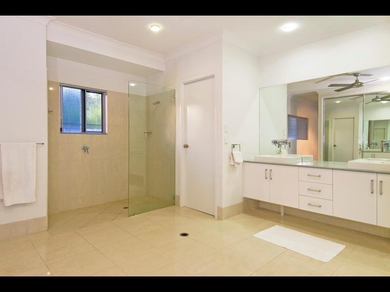 43 Riverside Parade, Trinity Park QLD 4879