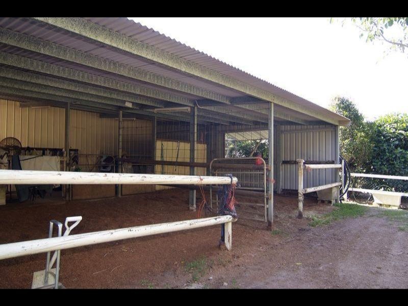 5 Crystal Close, Redlynch QLD 4870