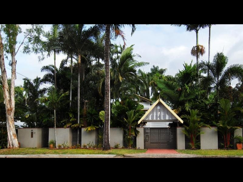 17 Hall Street, Edge Hill QLD 4870