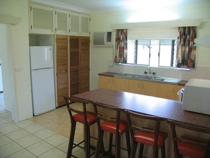 8 Sondrio Street, Woree QLD 4868