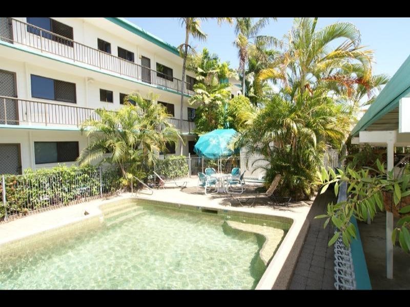 63 Moore Street, Trinity Beach QLD 4879