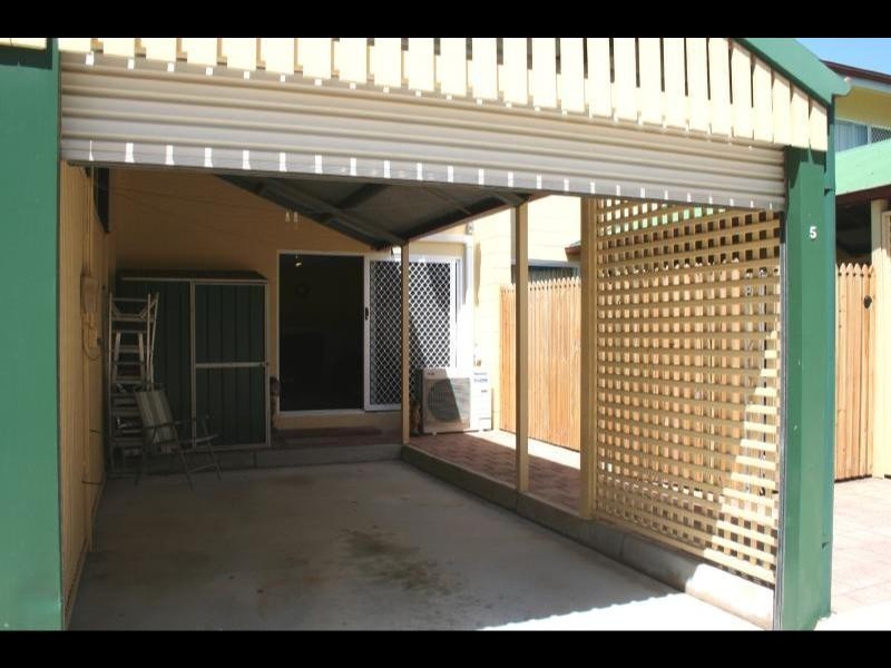 5/3  Tenni Street, Redlynch QLD 4870