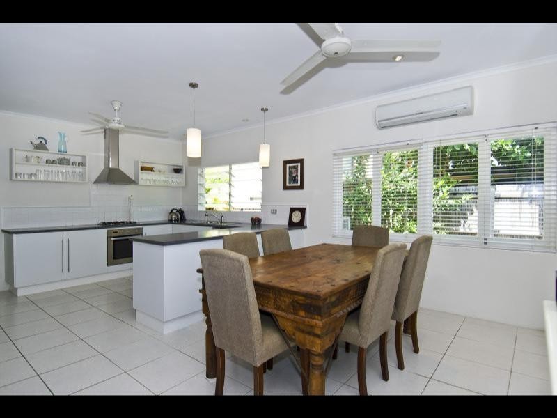 16 Batt Street, Clifton Beach QLD 4879