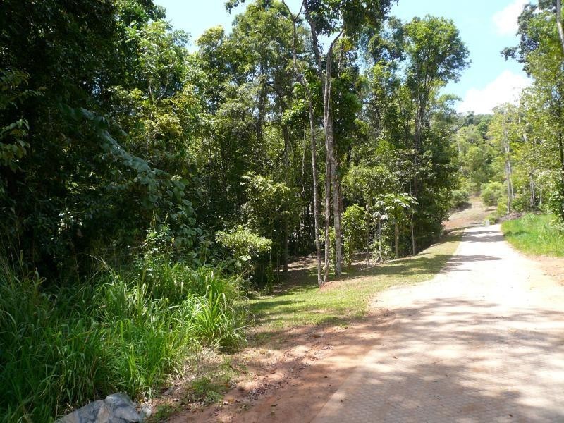 L219 Jak Gee Street, Redlynch QLD 4870