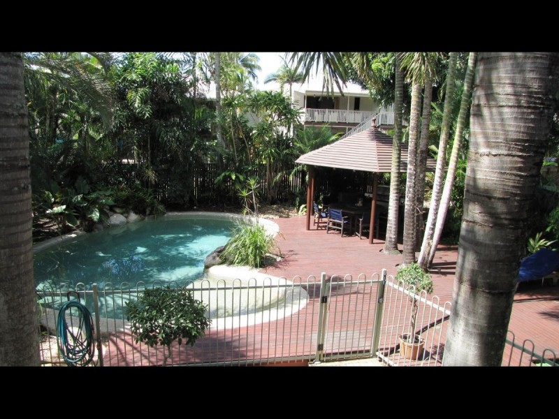 118 Cairns Street, Cairns North QLD 4870