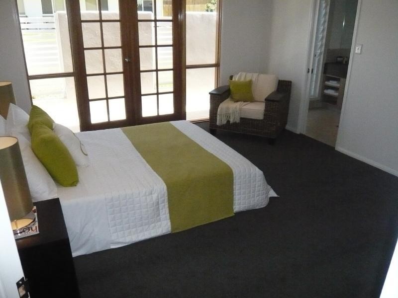101 Hideaway Close, Palm Cove QLD 4879