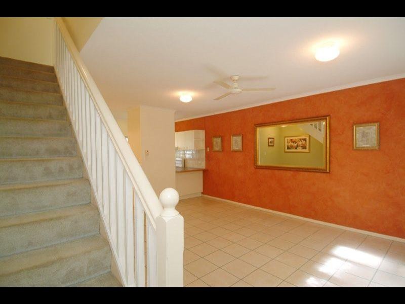 4/1 Grantala Street, Manoora QLD 4870