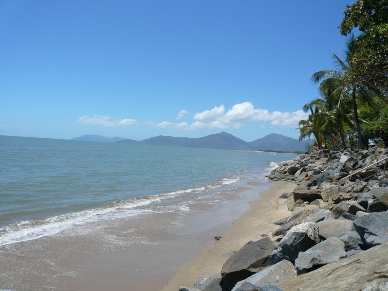 42 Christensen Street, Machans Beach QLD 4878