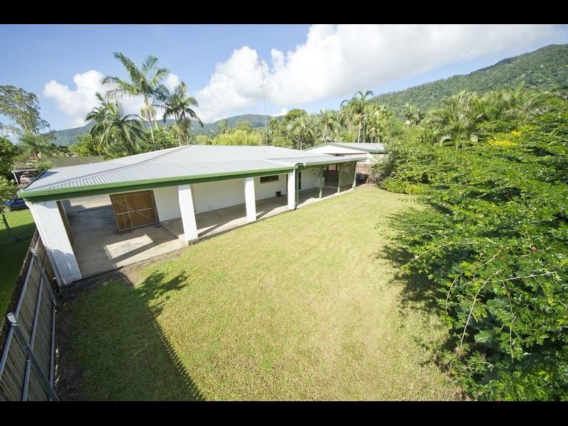 6 Gardenia Ct, Mooroobool QLD 4870