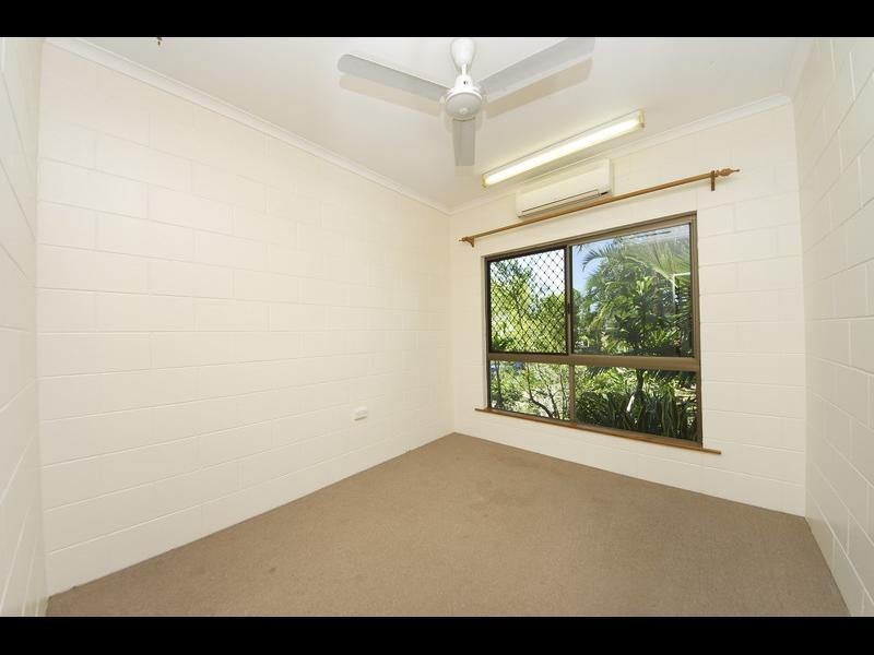 6 Gardenia Ct, Mooroobool QLD 4870