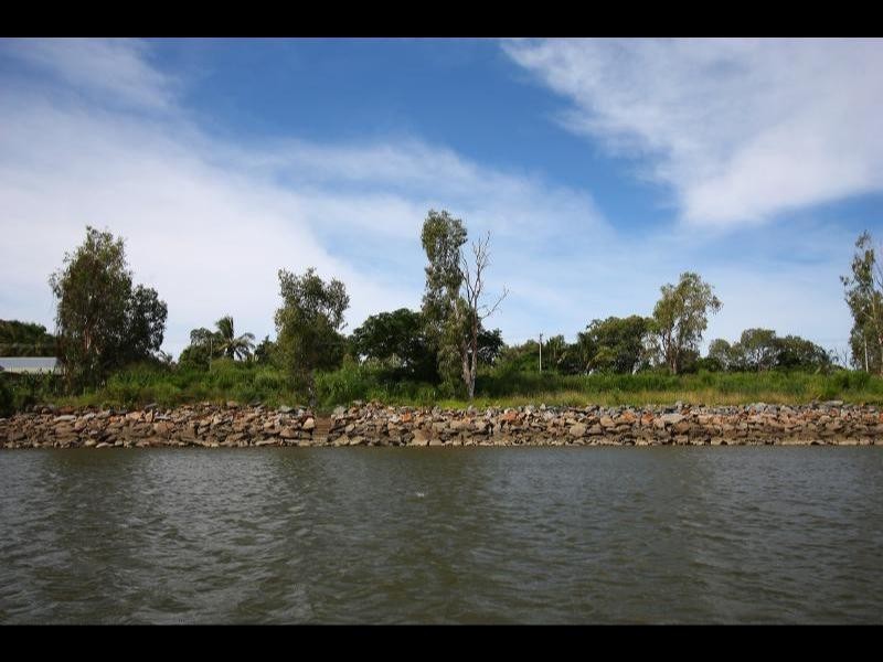 Trinity Park QLD 4879