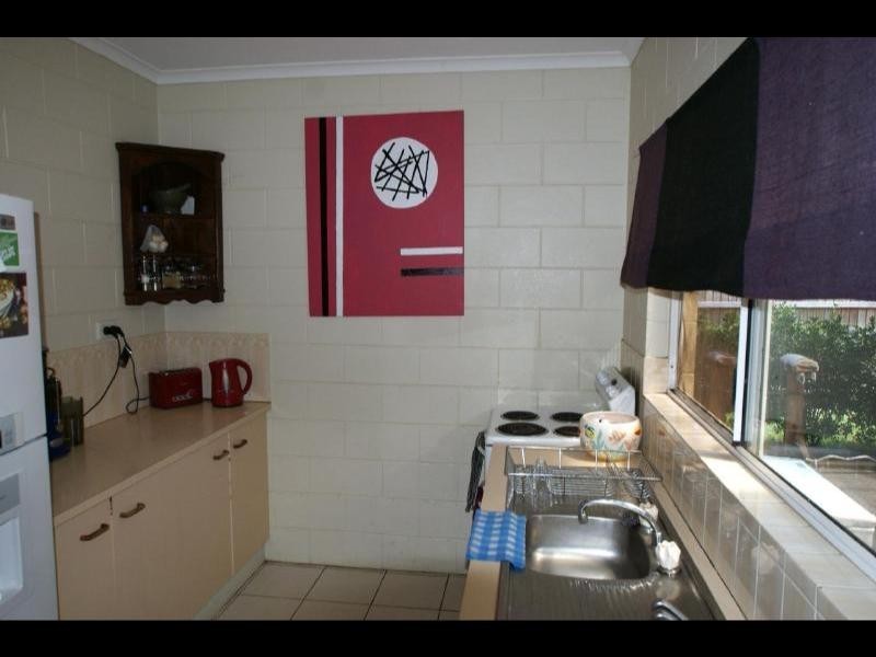 6 Centaur Street, Trinity Park QLD 4879
