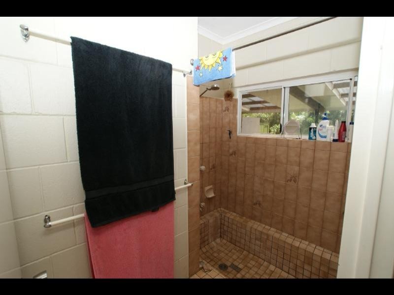 6 Centaur Street, Trinity Park QLD 4879