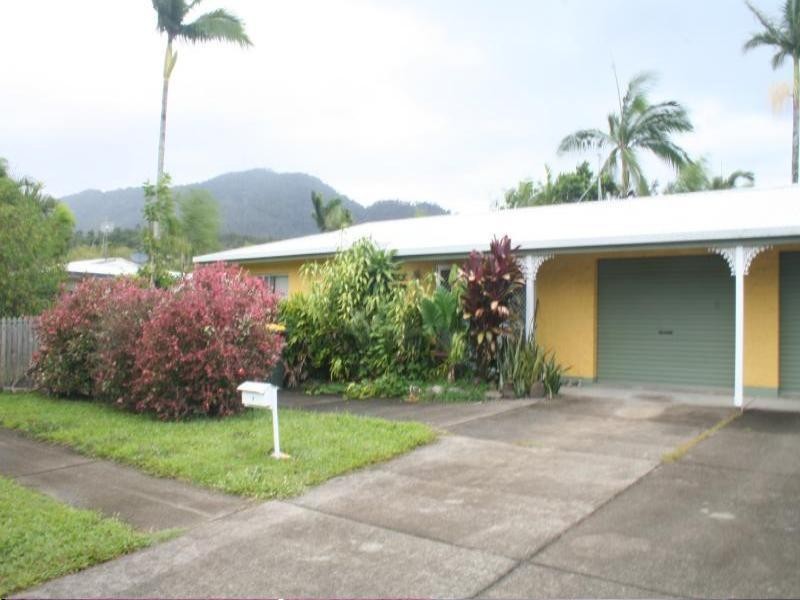 2/8 Holden Close, Whitfield QLD 4870