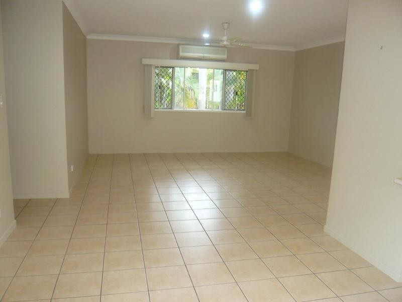 4 Warana Close, Kewarra Beach QLD 4879