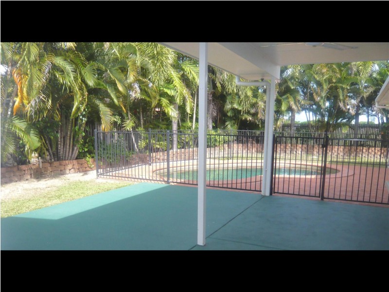 4 Warana Close, Kewarra Beach QLD 4879