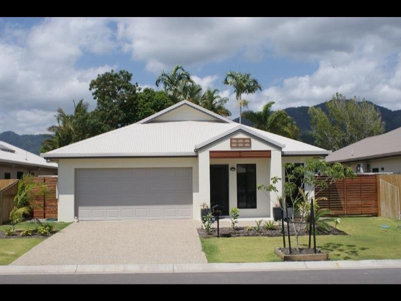 31 Angor Street, Trinity Park QLD 4879