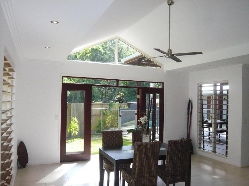 Palm Cove QLD 4879