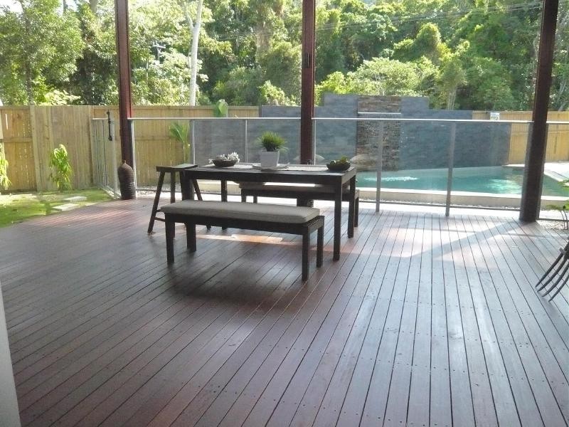 Palm Cove QLD 4879