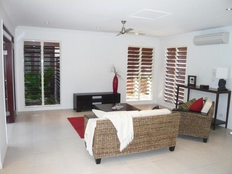 Palm Cove QLD 4879