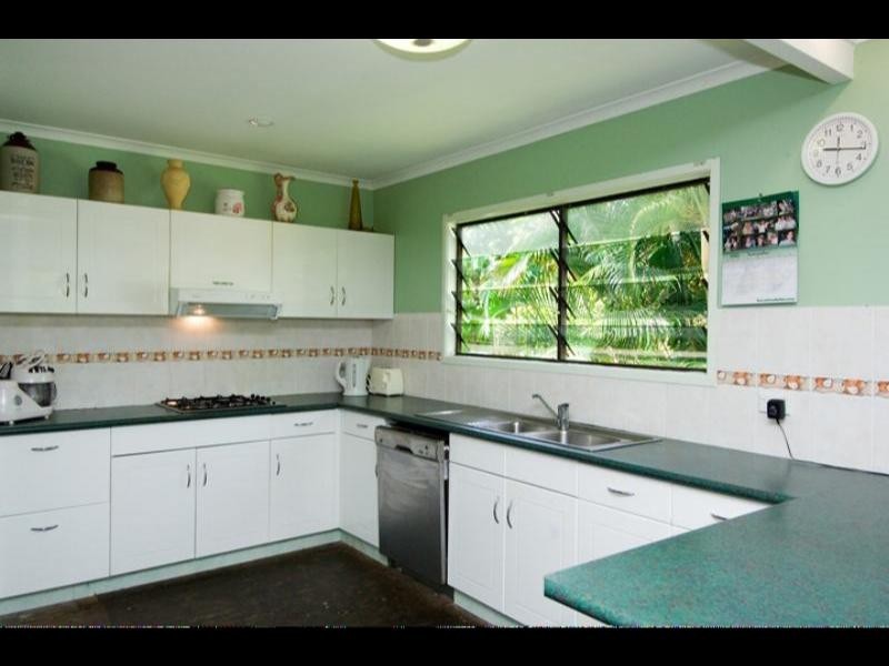 14 View St, Brinsmead QLD 4870