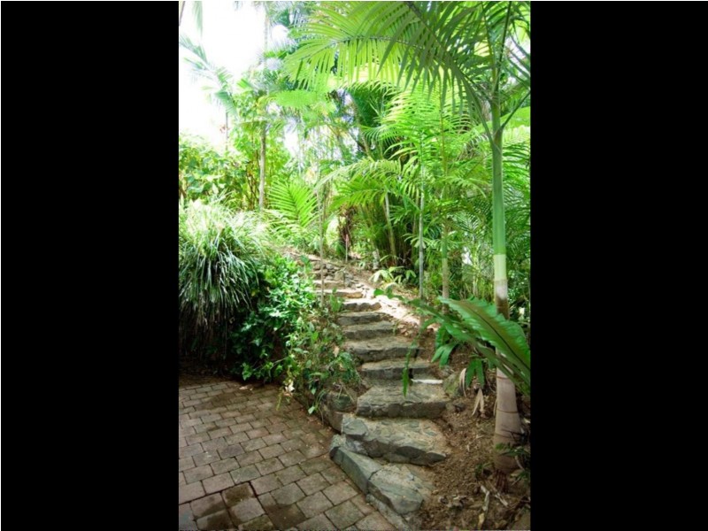 14 View St, Brinsmead QLD 4870
