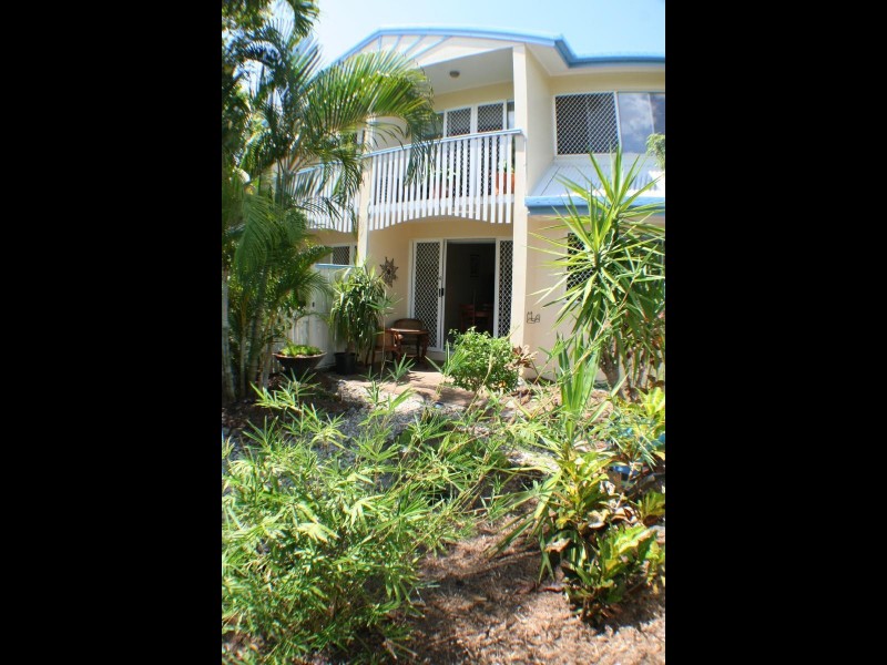 6/10 Grantala Street, Manoora QLD 4870
